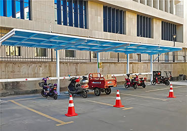 小區(qū)電瓶車(chē)充電棚圖片